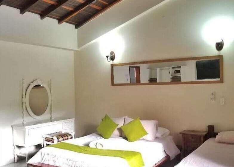 هتل Sam S Vip Hostel San Gil