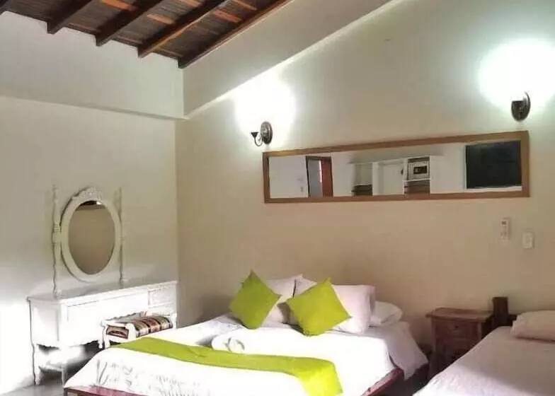 هتل Sam S Vip Hostel San Gil