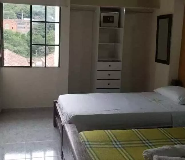 هتل Sam S Vip Hostel San Gil
