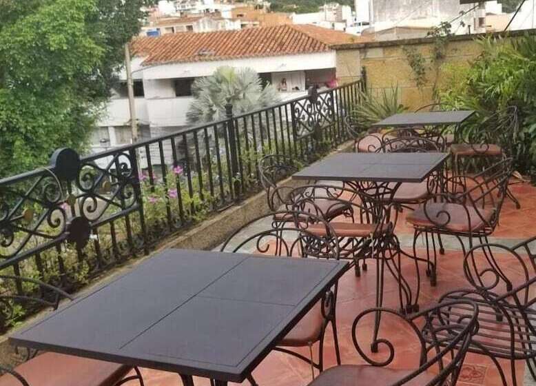 هتل Sam S Vip Hostel San Gil