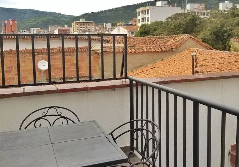 هتل Sam S Vip Hostel San Gil