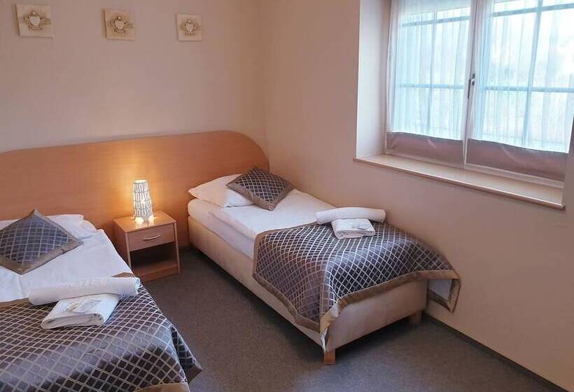 בית מלון כפרי Willa Kłodzko Zacisze Sauna Siłownia Komnata Solna