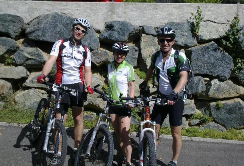 호텔 Wohlfühlpension Kristan