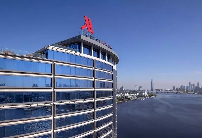 ホテル Marriott Marquis Dubai Creek