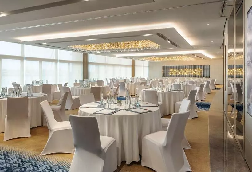 ホテル Marriott Marquis Dubai Creek