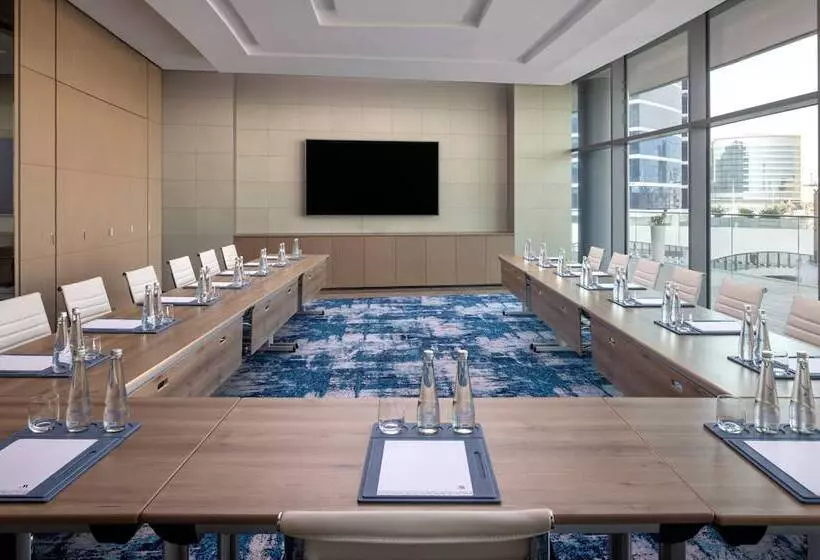 ホテル Marriott Marquis Dubai Creek