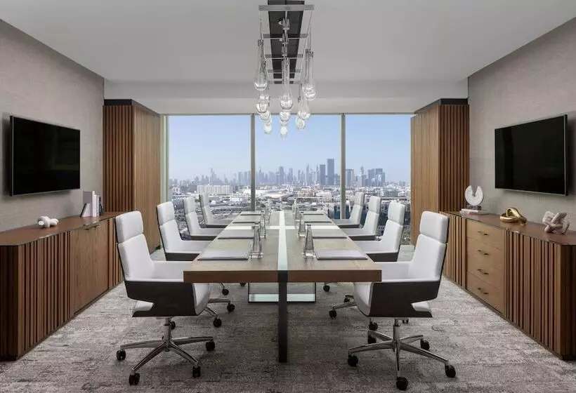 ホテル Marriott Marquis Dubai Creek