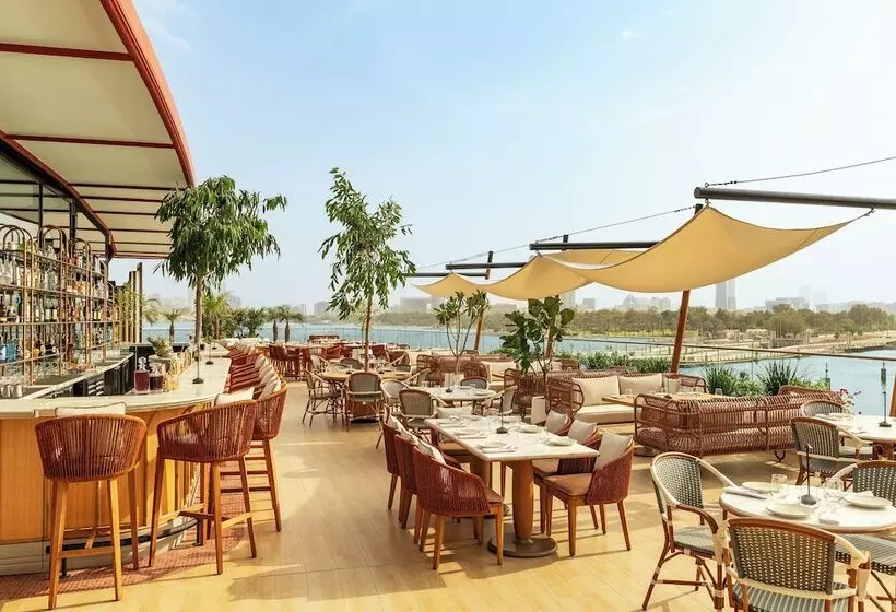 ホテル Marriott Marquis Dubai Creek