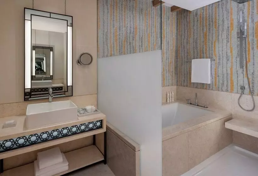 ホテル Marriott Marquis Dubai Creek