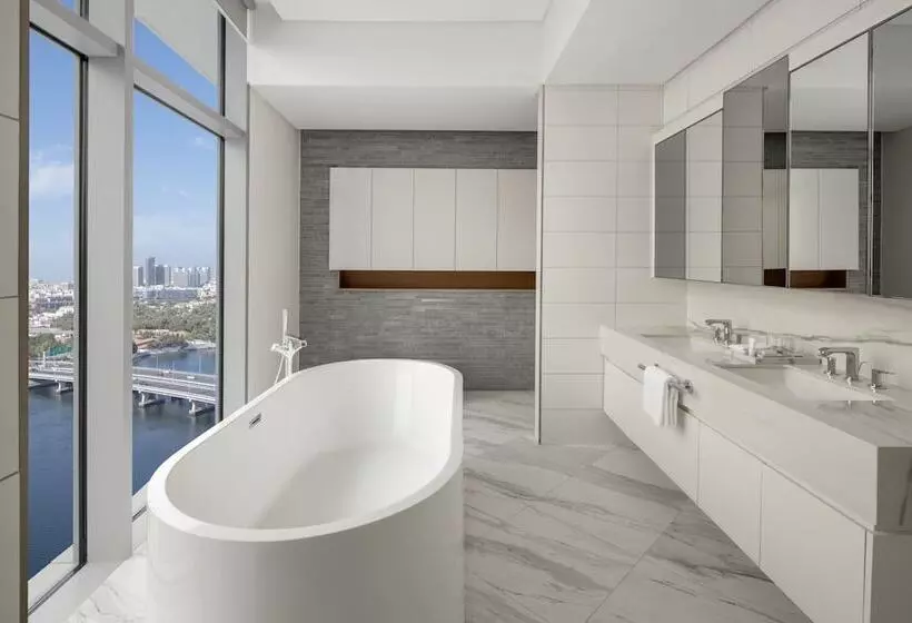 ホテル Marriott Marquis Dubai Creek
