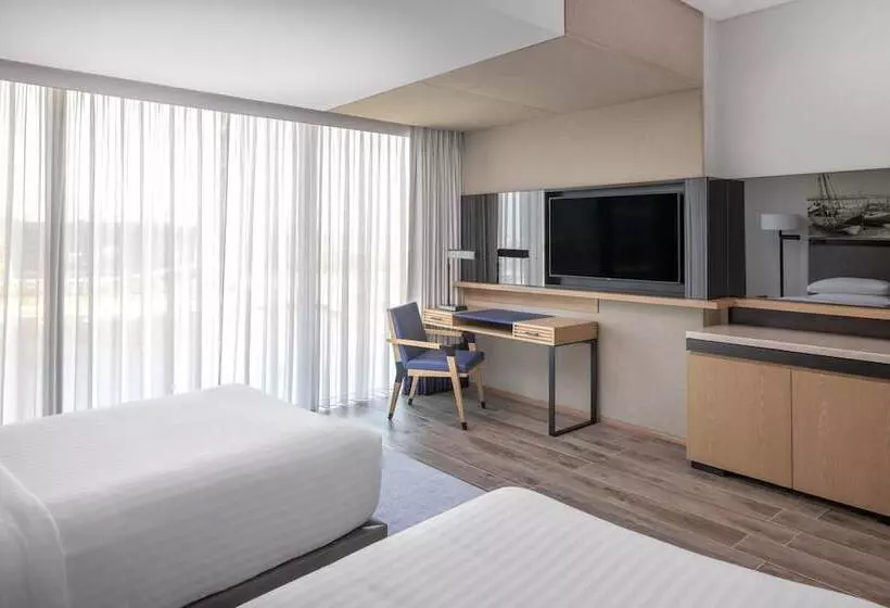 ホテル Marriott Marquis Dubai Creek