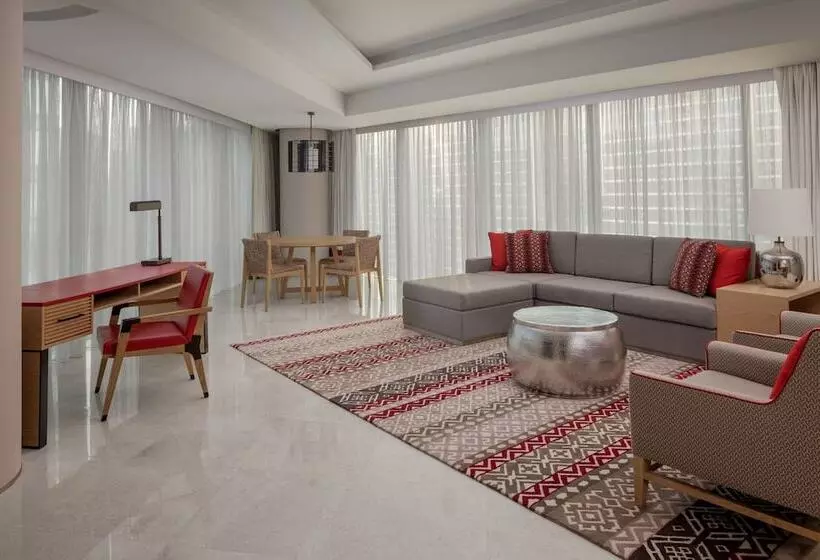 ホテル Marriott Marquis Dubai Creek