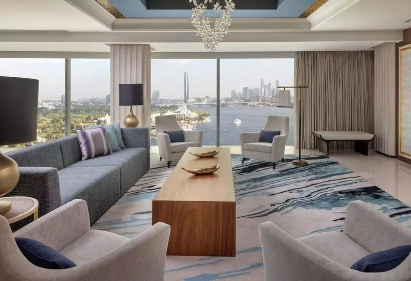 ホテル Marriott Marquis Dubai Creek