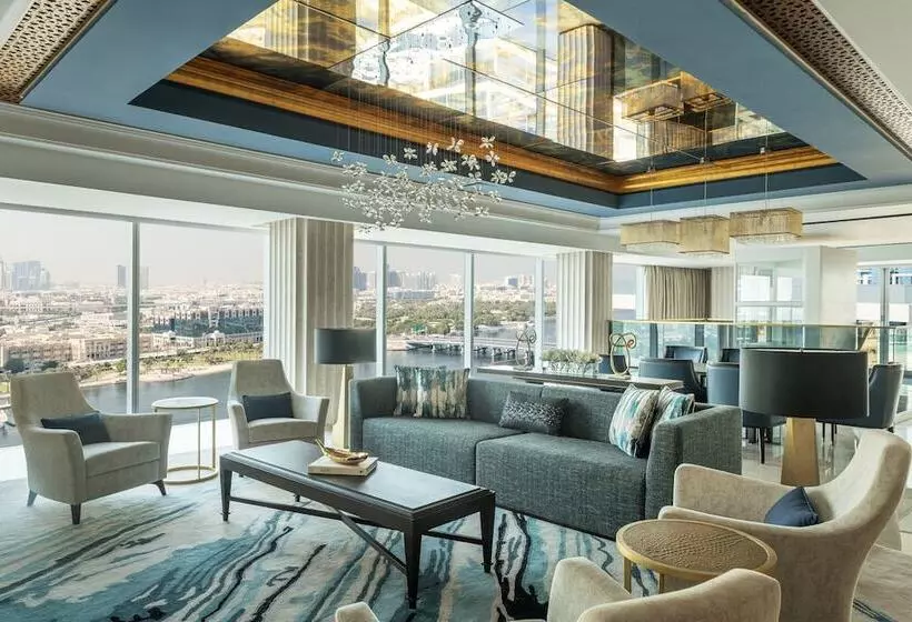 ホテル Marriott Marquis Dubai Creek