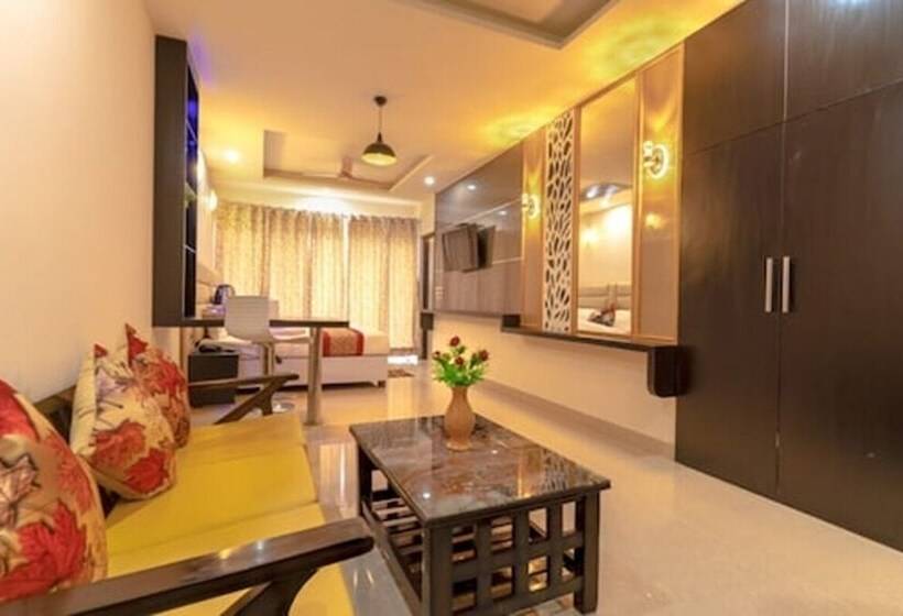 Hotel Royals Moonlight Resort Bhimtal