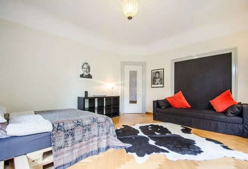 هاستل Villa 12 Guesthouse