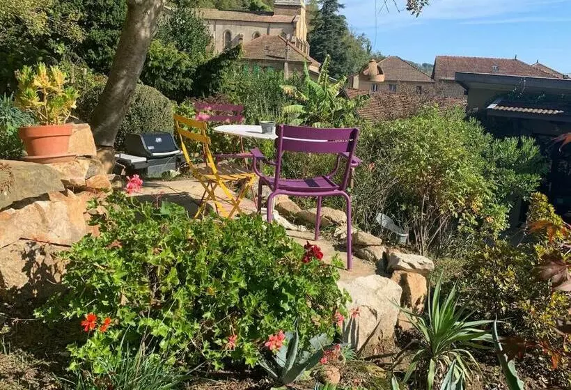 Aamiaismajoitus (B&B) Chez L Antiquaire