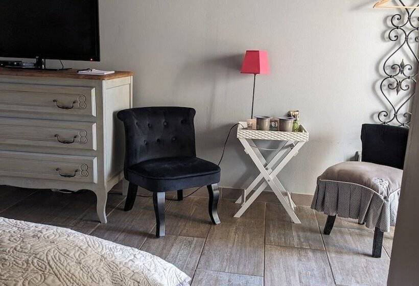 مبيت وإفطار Domaine Les Feuillants