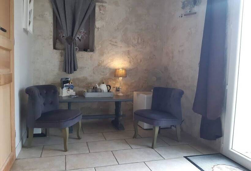 مبيت وإفطار Domaine Les Feuillants