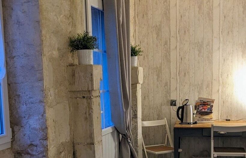 مبيت وإفطار Domaine Les Feuillants