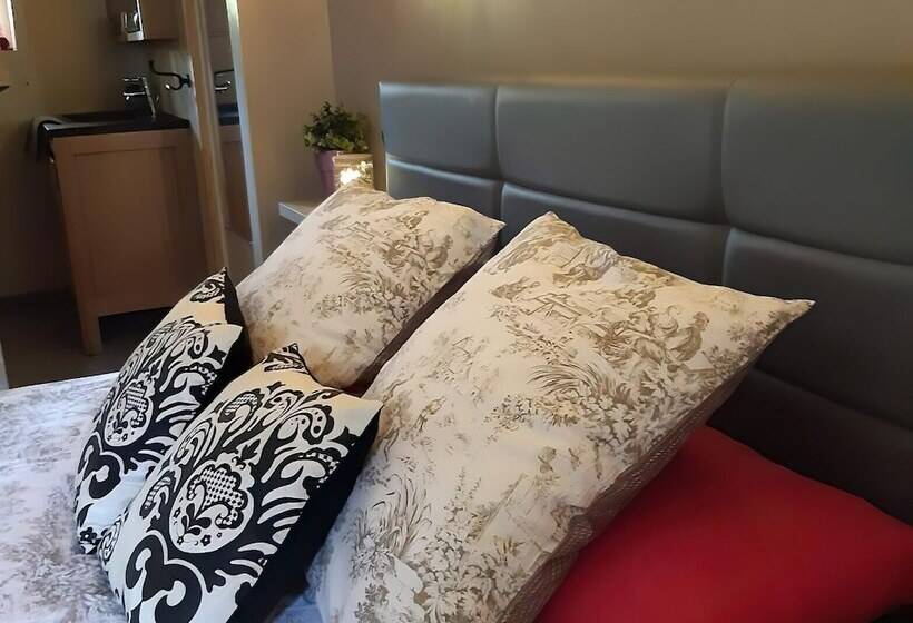 مبيت وإفطار Domaine Les Feuillants