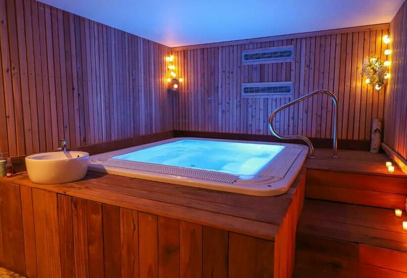 مبيت وإفطار Hôtel Spa Le Miel Des Muses