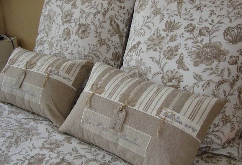 Bed and Breakfast La Cour Des Carmes