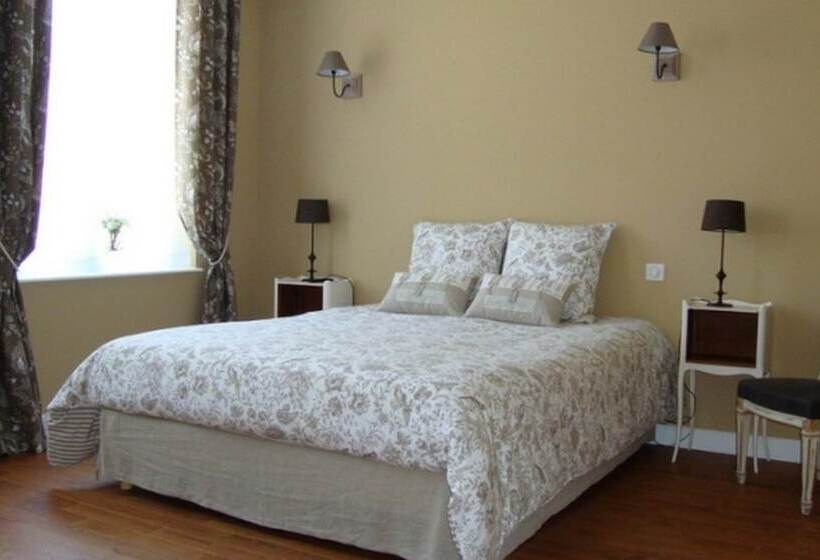 Bed and Breakfast La Cour Des Carmes