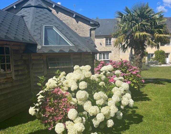 ベッドアンドブレックファースト La Naomath   Maison D Hôtes, Hébergement Insolite & Gîte