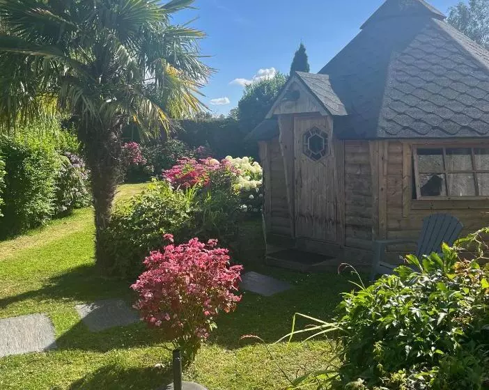 تختخواب و صبحانه La Naomath Maison D Hôtes, Hébergement Insolite & Gîte