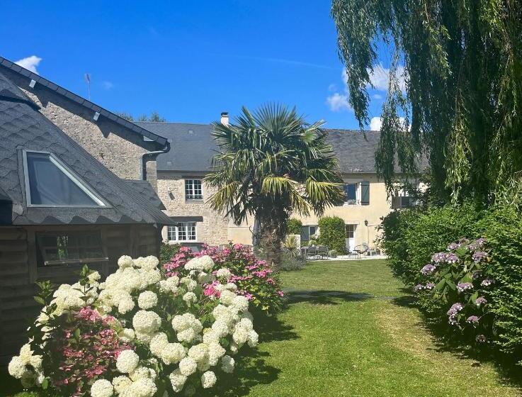 ベッドアンドブレックファースト La Naomath   Maison D Hôtes, Hébergement Insolite & Gîte