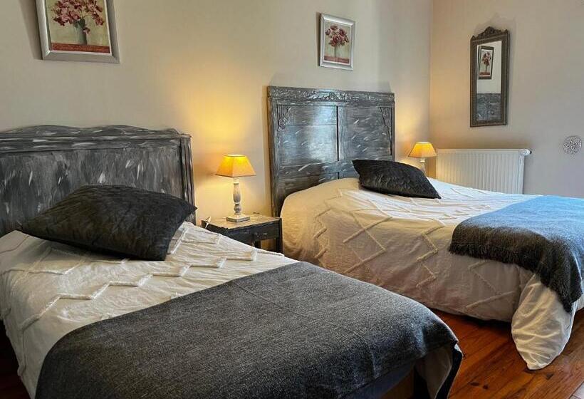 ベッドアンドブレックファースト La Naomath   Maison D Hôtes, Hébergement Insolite & Gîte