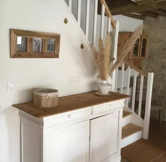 تختخواب و صبحانه La Naomath Maison D Hôtes, Hébergement Insolite & Gîte