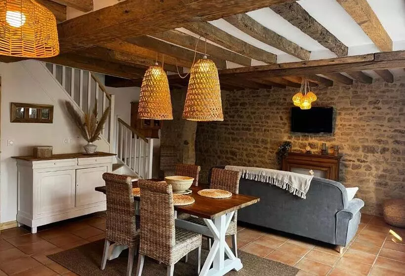 تختخواب و صبحانه La Naomath Maison D Hôtes, Hébergement Insolite & Gîte
