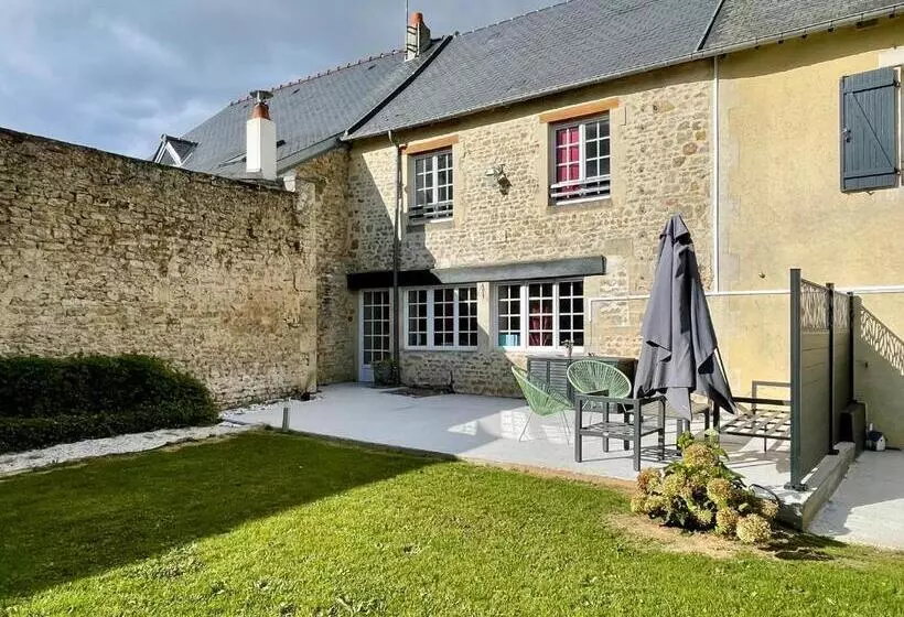 تختخواب و صبحانه La Naomath Maison D Hôtes, Hébergement Insolite & Gîte