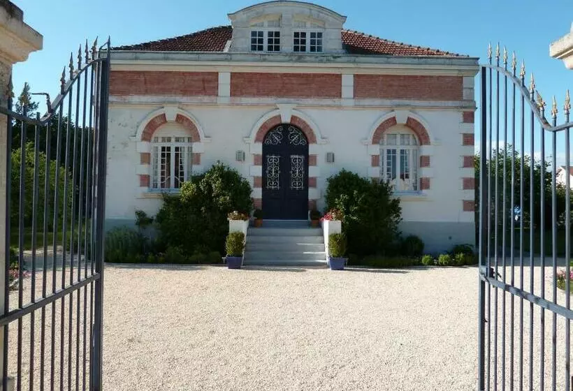 Bed and Breakfast Le Ch Tipanier
