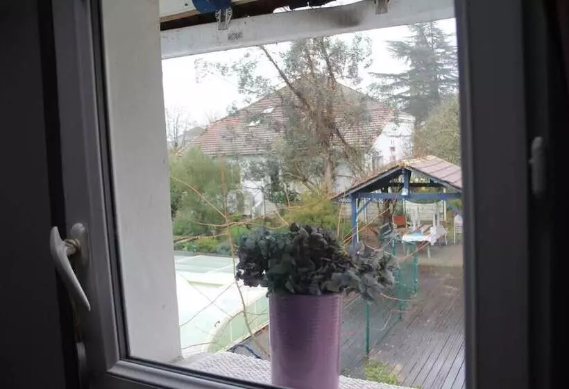 Bed and Breakfast Le Ch Tipanier