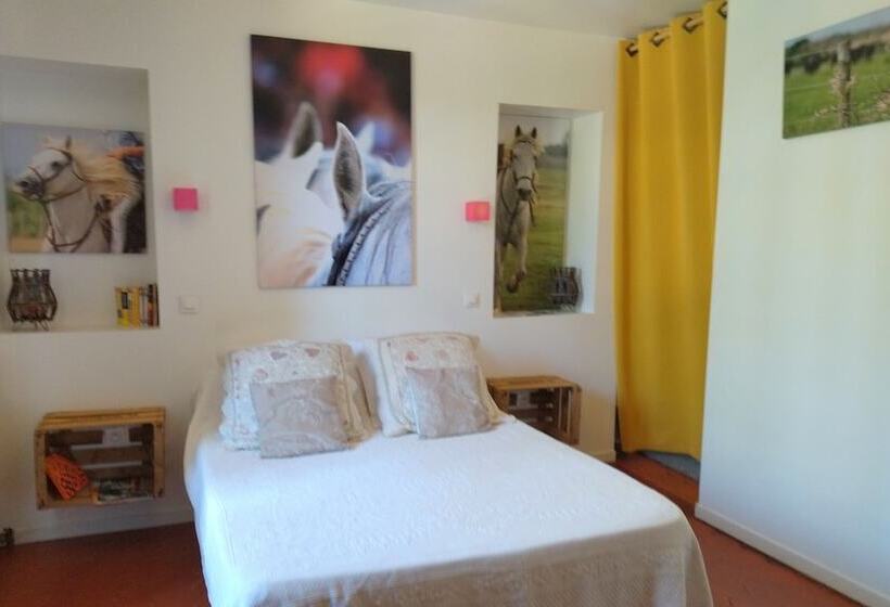 צימר Mas De Bellegou