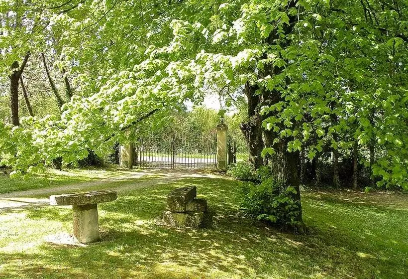 تختخواب و صبحانه Moulin De Rioupassat Chambres D'hôtes De Charme