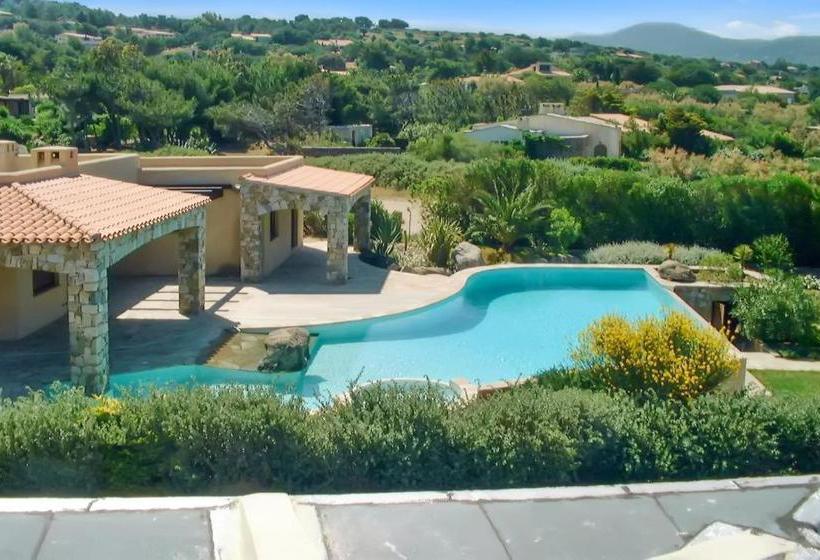 Villa Panoramique Avec Vue Mer Et Montagne A Corbara