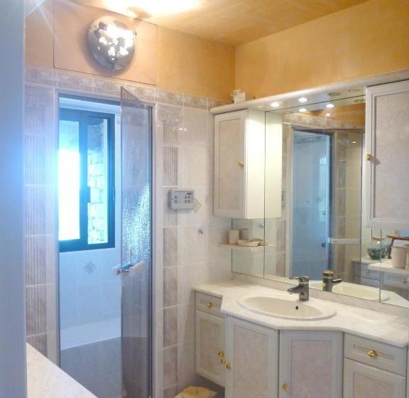 Villa Panoramique Avec Vue Mer Et Montagne A Corbara