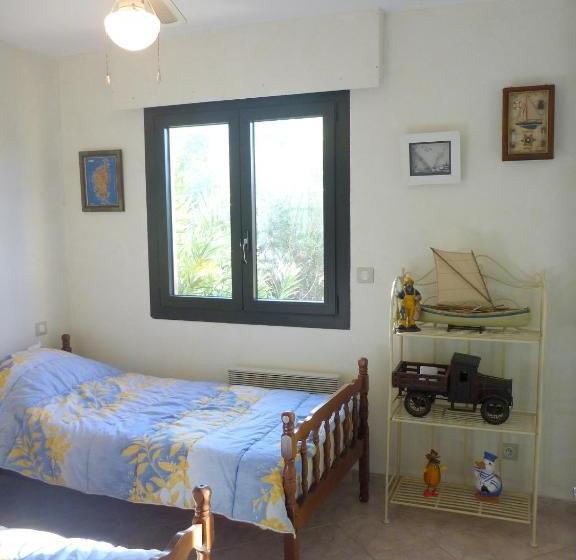 Villa Panoramique Avec Vue Mer Et Montagne A Corbara