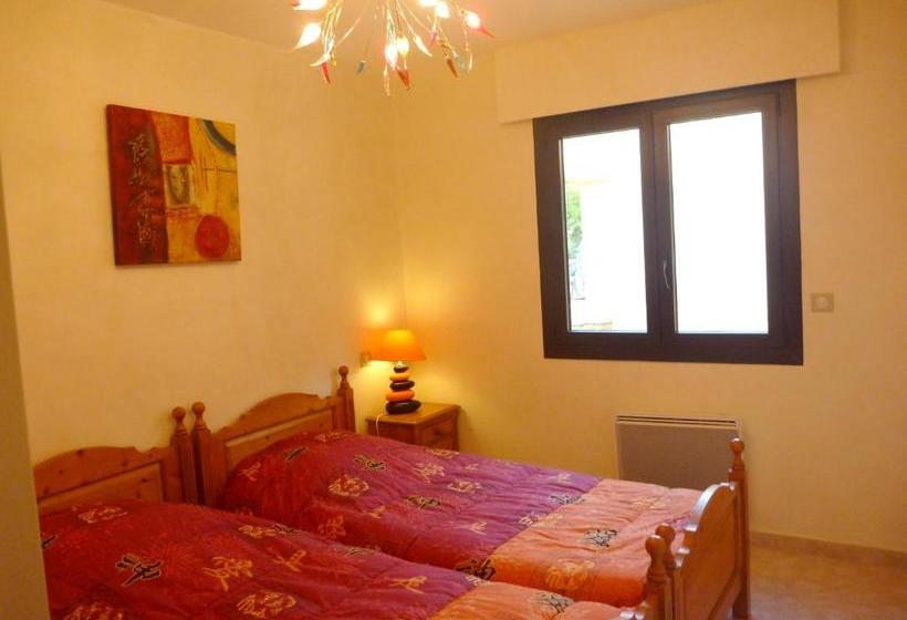 Villa Panoramique Avec Vue Mer Et Montagne A Corbara