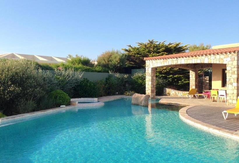 Villa Panoramique Avec Vue Mer Et Montagne A Corbara