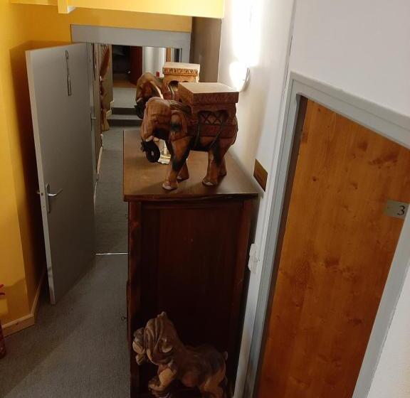 בית מלון כפרי Hôtel Le Passage De Vallon