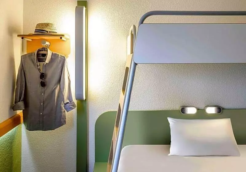 ホテル Ibis Budget Givet