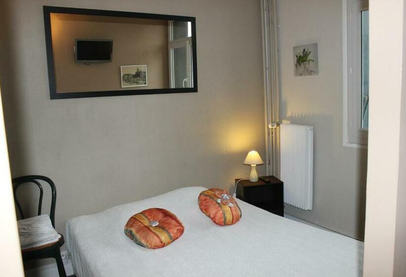 فندق Le Bistro De L étoile