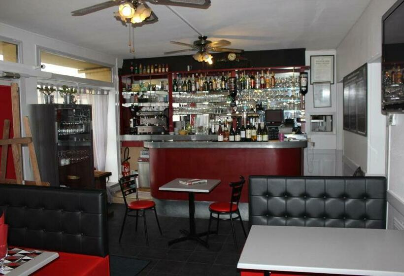 فندق Le Bistro De L étoile