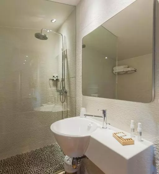 هتل Hôtel Bor
