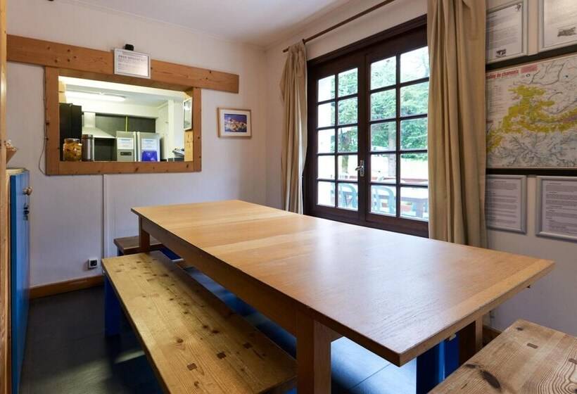 فندق صغير Chamonix Lodge